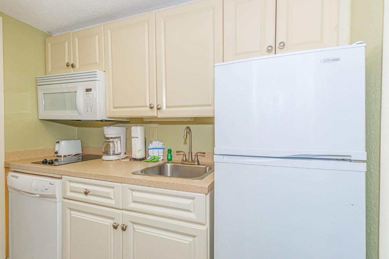 Oceanfront 1 Bedroom Sand Dunes 2626 Sleeps 6 Миртъл Бийч Екстериор снимка